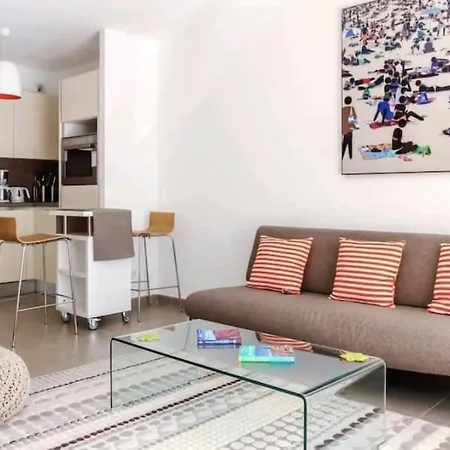 Le White Pearl : 4 Prs, Parking, Clim Appartement
