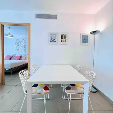 Le White Pearl : 4 Prs, Parking, Clim