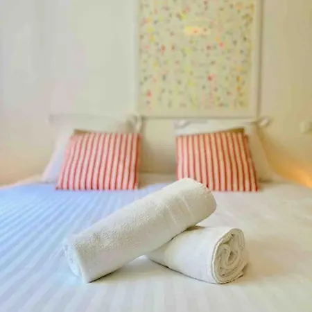 Apartment Le White Pearl : 4 Prs, Parking, Clim
