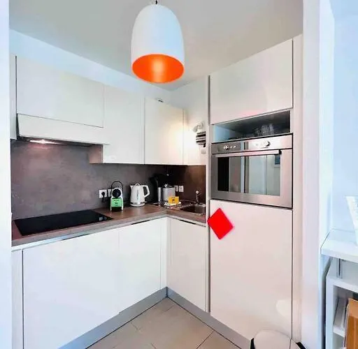 Appartamento Le White Pearl : 4 Prs, Parking, Clim *
